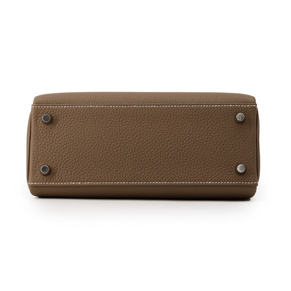 HERMÈS Kelly 25 Retourne Etoupe Togo Leather Palladium Hardware Shoulder Bag